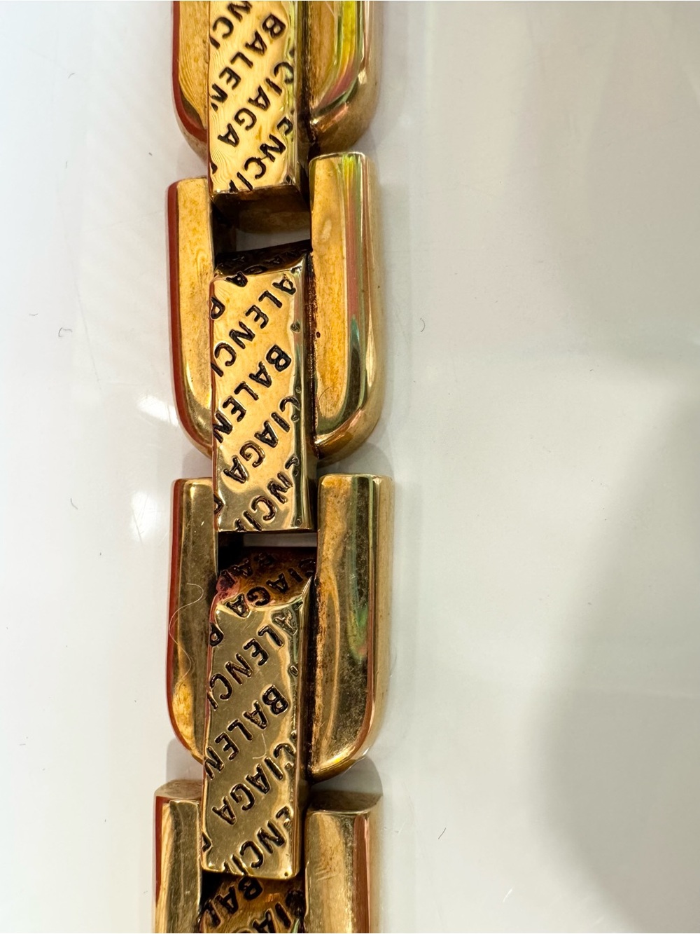 BALENCIAGA Gold Precious Logo Link Bracelet - Picture 6 of 12